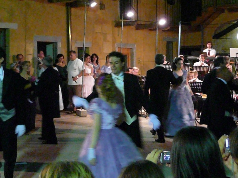 Esibizione con Filarmonica (27).jpg